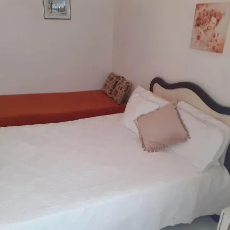 Villa Bargain Beautiful With Lots Of Outdoor Space Sleeps Large Groups Easily Check It Out Mellieħa
