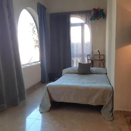Bargain Beautiful With Lots Of Outdoor Space Sleeps Large Groups Easily Check It Out Mellieha